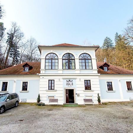Penzion Zámecká Zahrada Cesky Krumlov Exterior foto