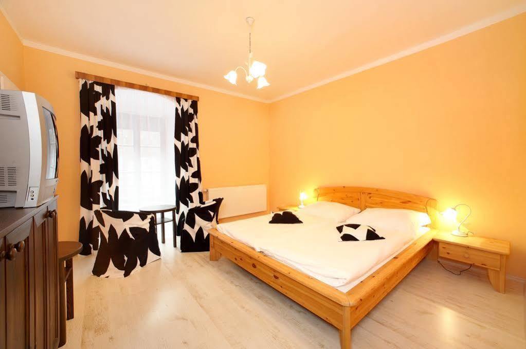 Penzion Zámecká Zahrada Cesky Krumlov Exterior foto