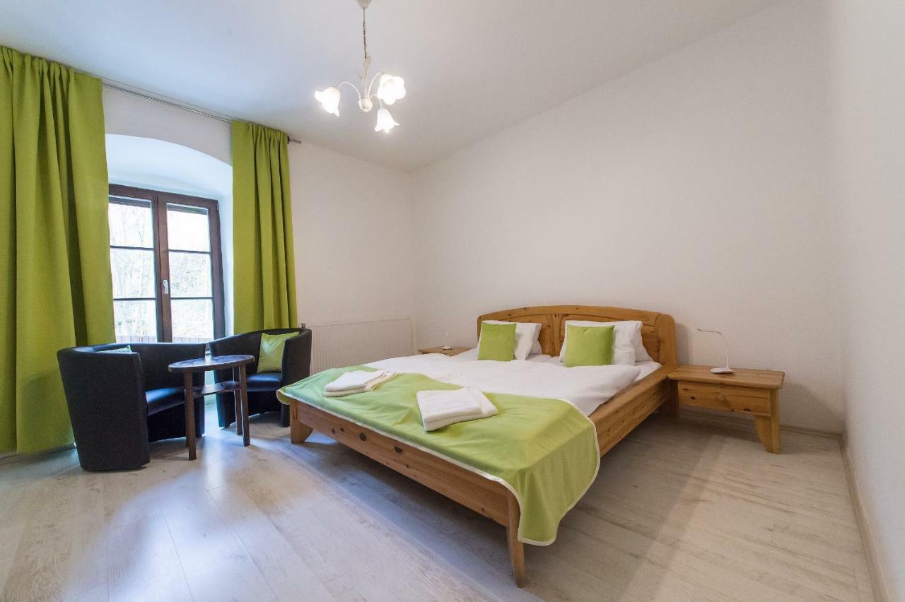 Penzion Zámecká Zahrada Cesky Krumlov Exterior foto